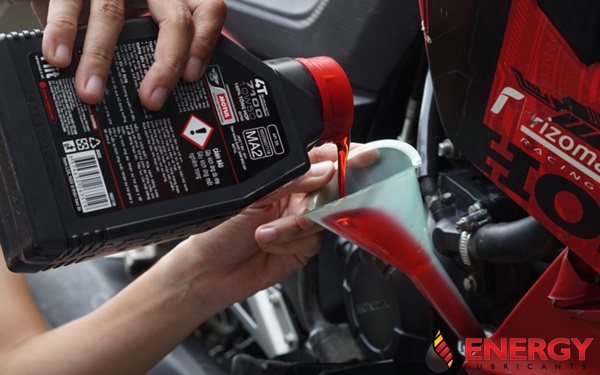Phân loại dầu nhớt xe máy